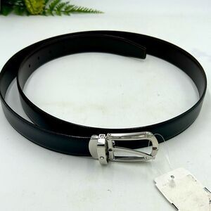 Men’s Mont Blanc reversible leather belt size 105 cm can make smaller. Germany.